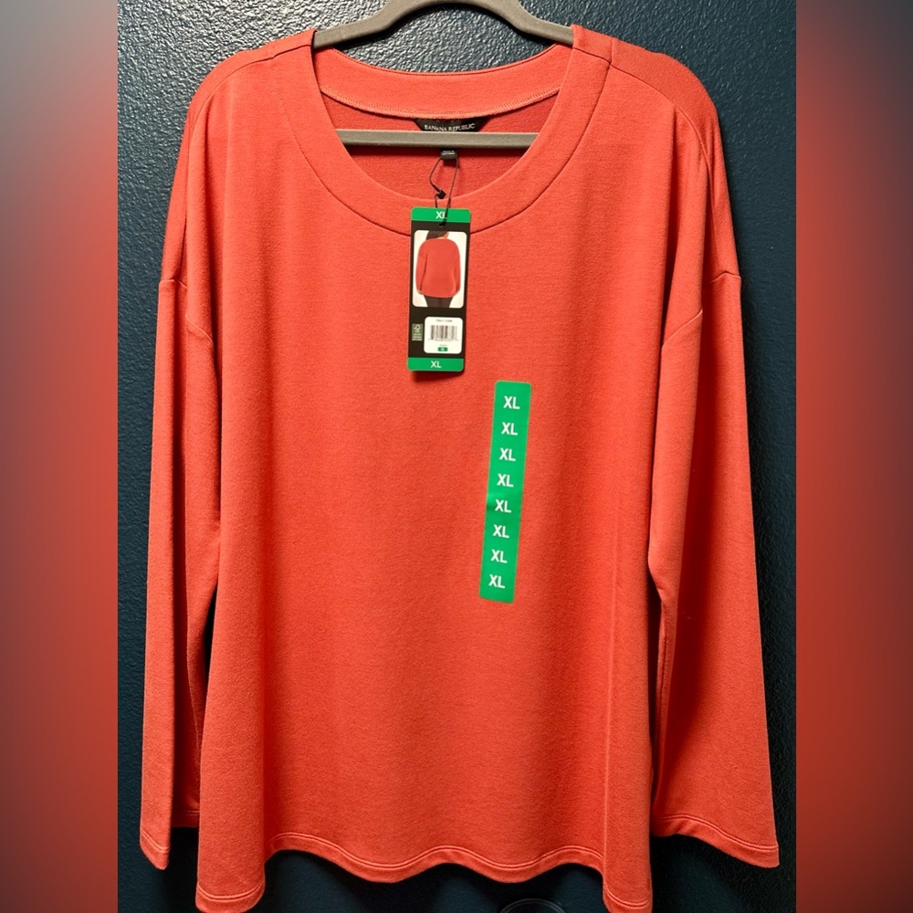Banana Republic Women's Cozy Crewneck Pullover Top